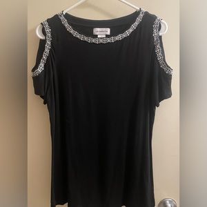 Women’s shirt by Liz Claiborne